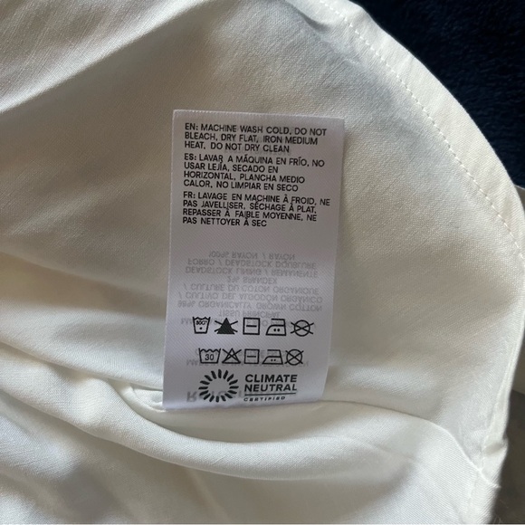 Reformation Lucy Skirt in Courtier - Picture 11 of 12